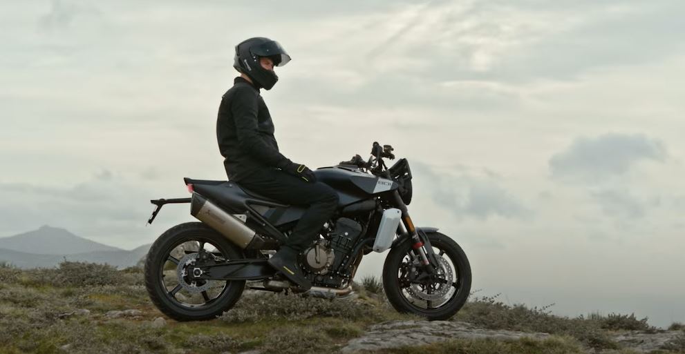 2024 Husqvarna Svartpilen 801 Top Speed